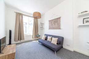 Central 1BR flat in Notting Hill, 1min to Tube